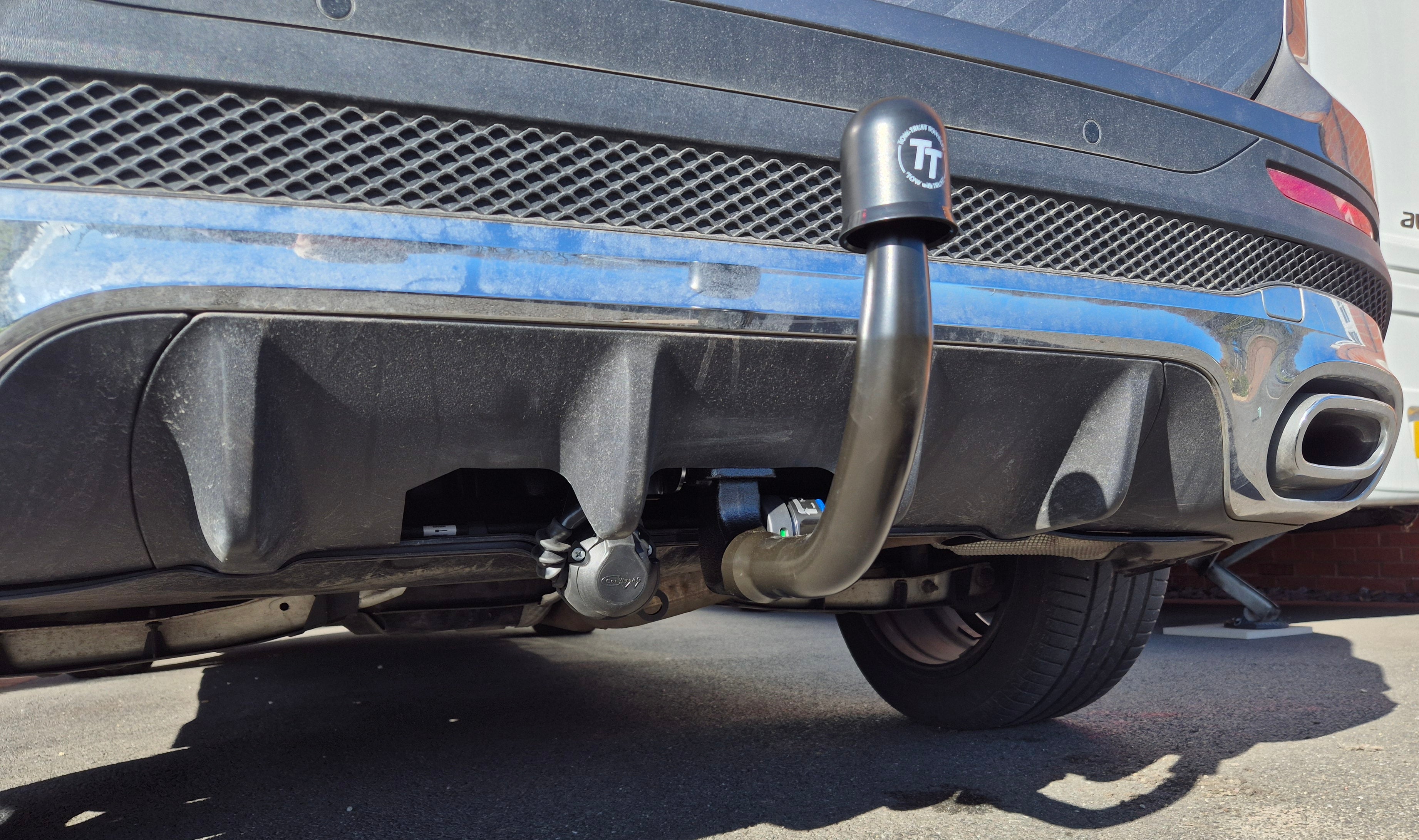Detachable Swan Neck Towbar - GLB (X247) 2019> Inc Fitting